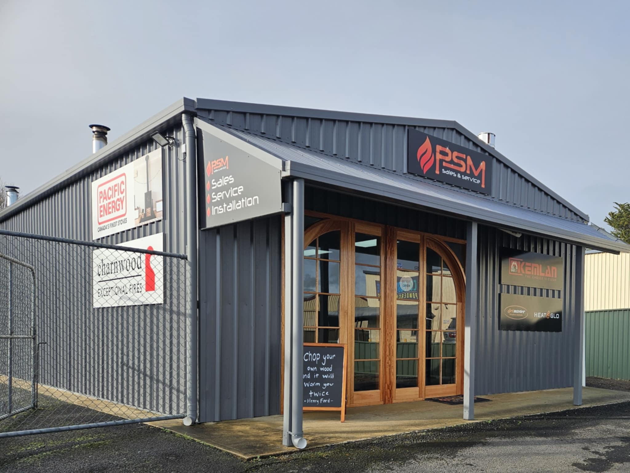 Showroom - 5 Scott Court 